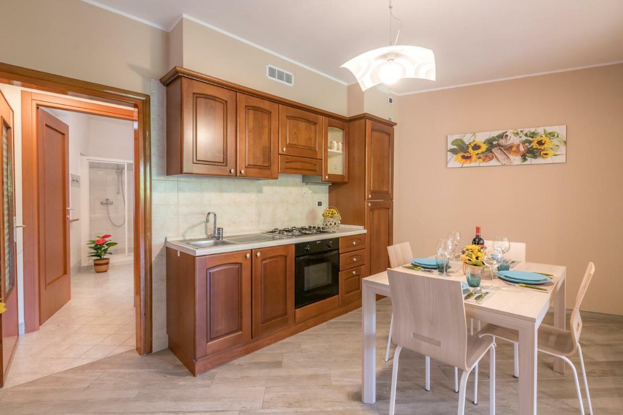 Апартаменты Casa Dei Platani Wi-Fi Parking Free Сан-Сиро Экстерьер фото