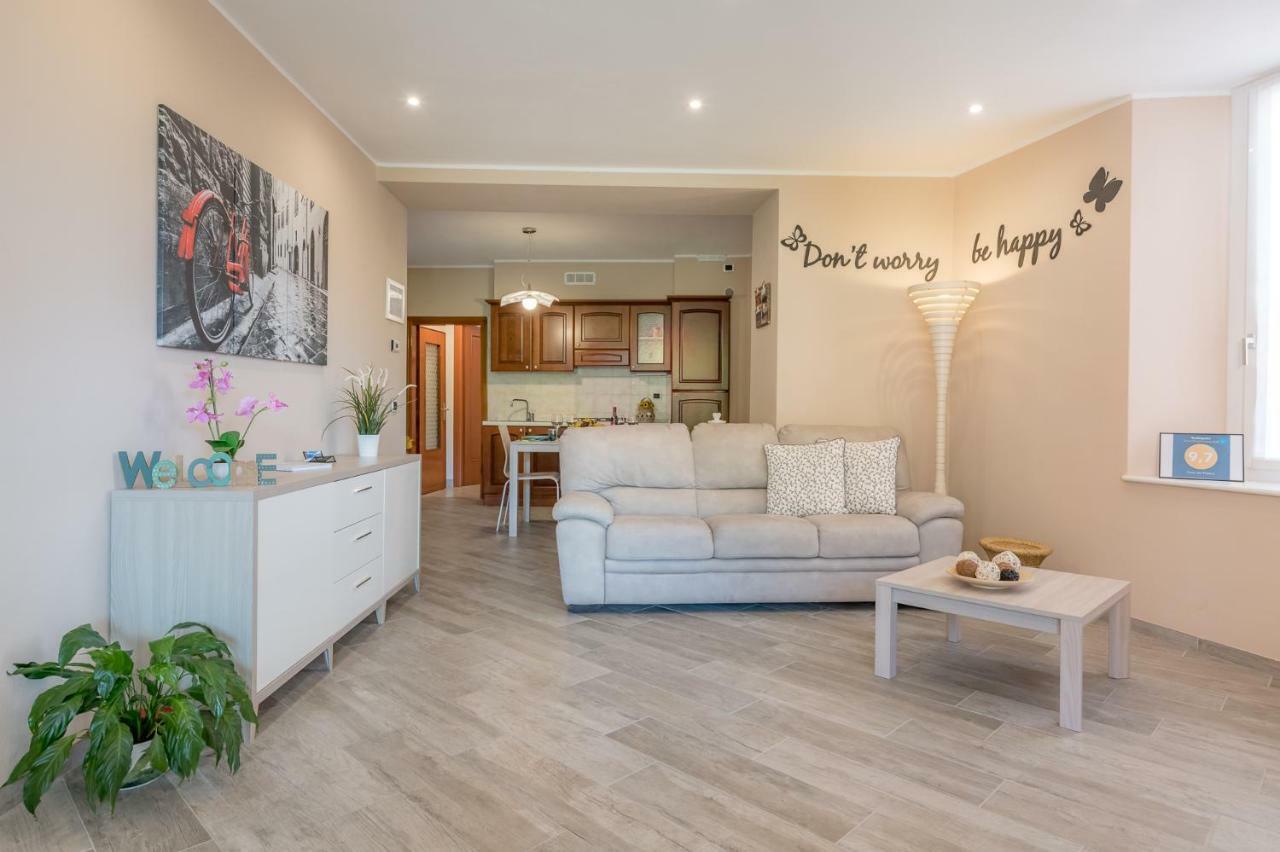 Апартаменты Casa Dei Platani Wi-Fi Parking Free Сан-Сиро Экстерьер фото